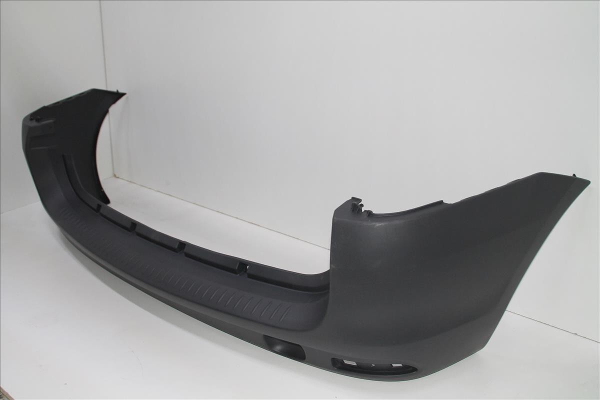 Бампер LARGUS задний под покрас (Палад) (8450000256) Бампер LARGUS задний под покрас (Палад) (8450000256)