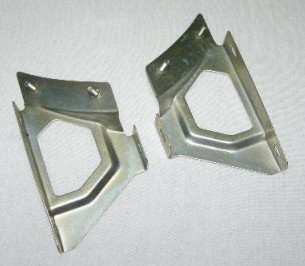 Кронштейн бампера 2113-2804034/35 задние малые металл к/т=2шт Кронштейн бампера 2113-2804034/35 задние малые металл к/т=2шт