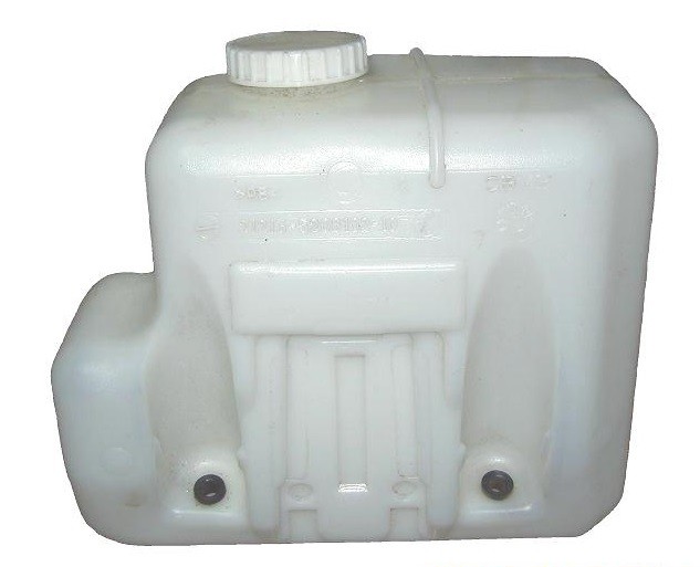 Бачок омывательный 21213 5л 2 мотора завод (СЭМЗ) Бачок омывательный 21213 5л 2 мотора завод (СЭМЗ)