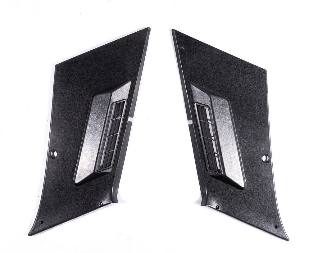 Облицовка задней стойки 2105 (жесткая) Облицовка задней стойки 2105 (жесткая)