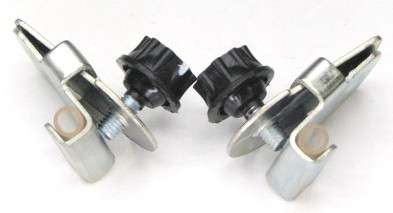 Замок форточки (Большой) ВАЗ-2101-2103, 2106, ГАЗ-2401, М-2140 Замок форточки (Большой) ВАЗ-2101-2103, 2106, ГАЗ-2401, М-2140