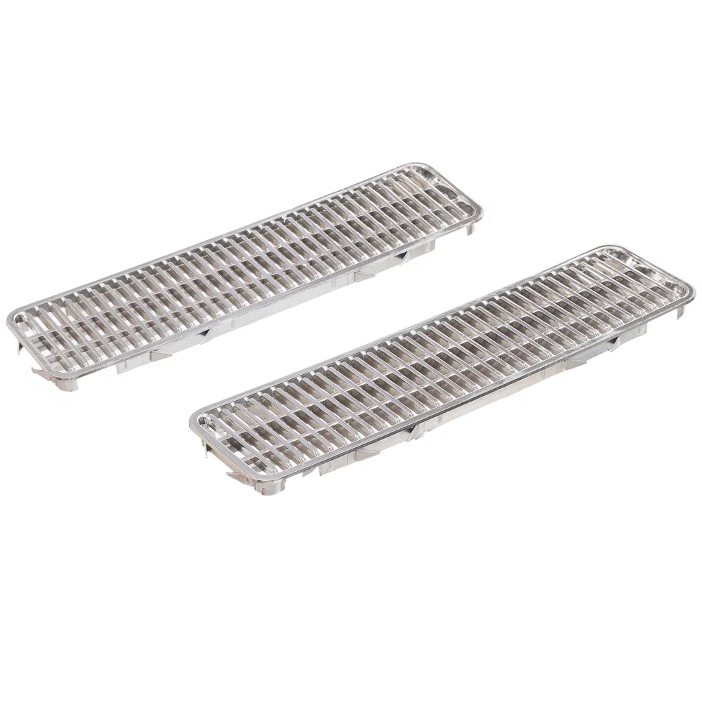 Решетка капота (блестящая) ПАРА 2103-8402076(77) Решетка капота (блестящая) ПАРА 2103-8402076(77)