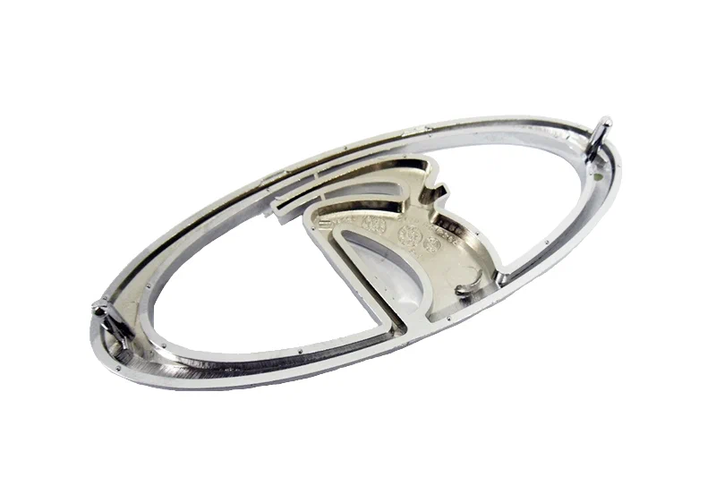 Эмблема решетки радиатора 2190, 21704, 2192 хром (на ножках) Эмблема решетки радиатора 2190, 21704, 2192 хром (на ножках)