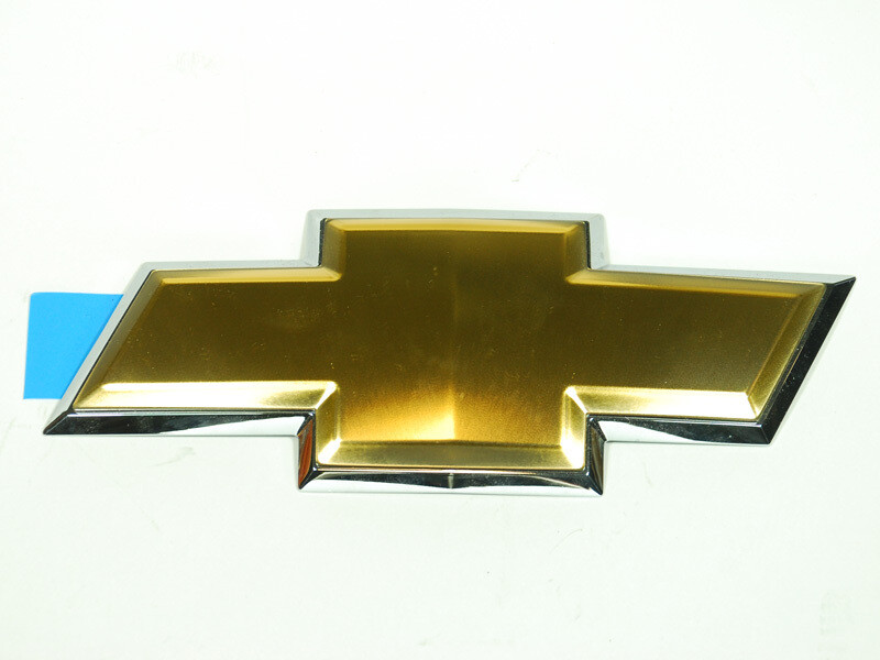 Эмблема решетки радиатора Шевроле (крест) большая (зав. Сызрань) Эмблема решетки радиатора Шевроле (крест) большая (зав. Сызрань)