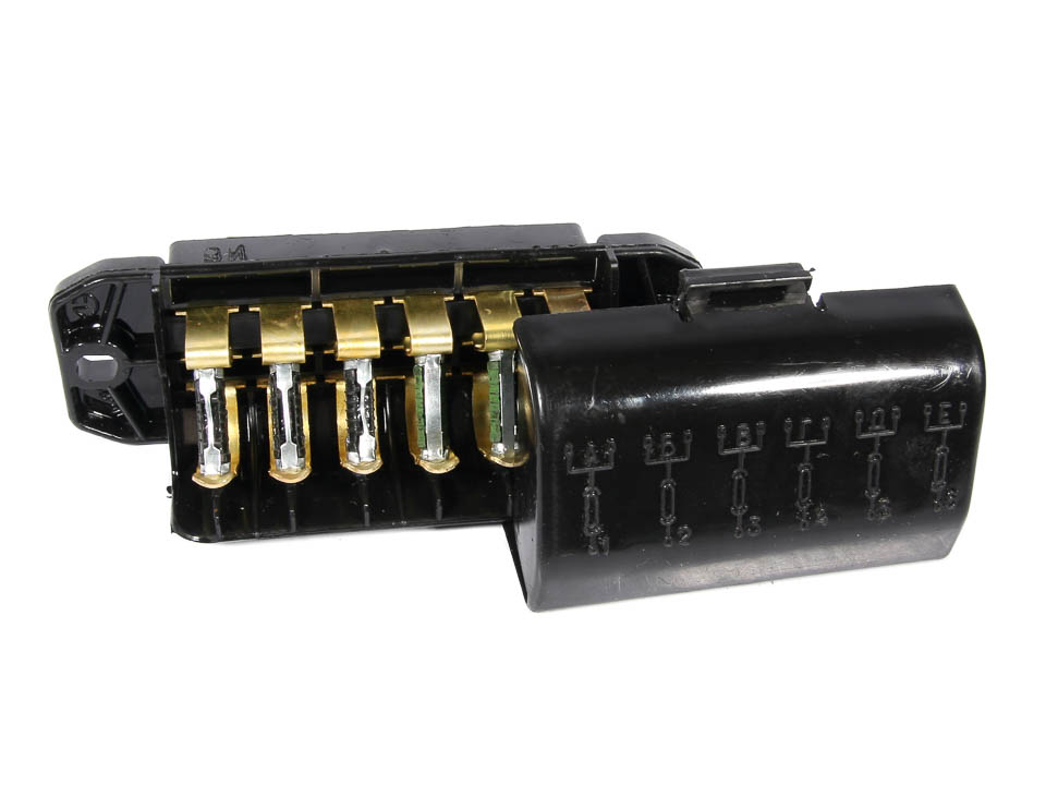 Блок предохранителей (Маленький). 2101 Блок предохранителей (Маленький). 2101