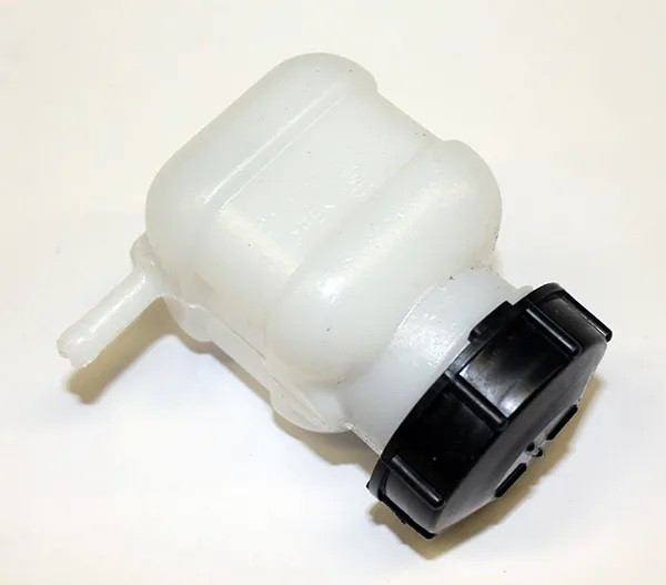 Бачок на сцепление 2121-1602560 в сборе с крышкой без резинки завод (Сызрань) Бачок на сцепление 2121-1602560 в сборе с крышкой без резинки завод (Сызрань)